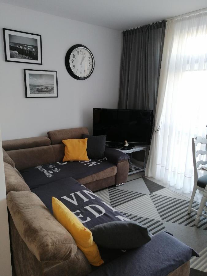 Apartament Rodzinny 1 Pietro Kolobrzeg Exterior photo